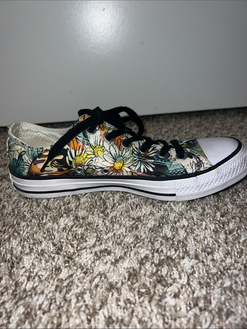 CONVERSE Floral Pop Art Low-Top Canvas Sneakers with Black laces Sz. 8 - Picture 5 of 14